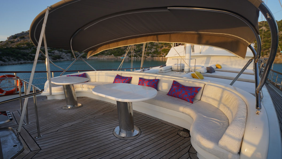 2019 Custom Built Prenses Esila te huur (photo 16)