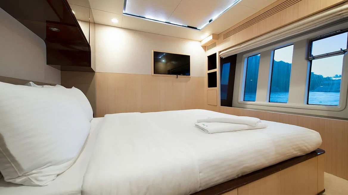 2015 Azimut 84 para fretamento (photo 11)