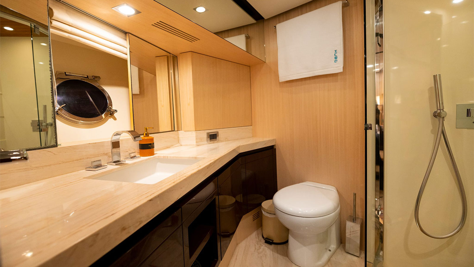 2015 Azimut 84 para fretamento (photo 14)
