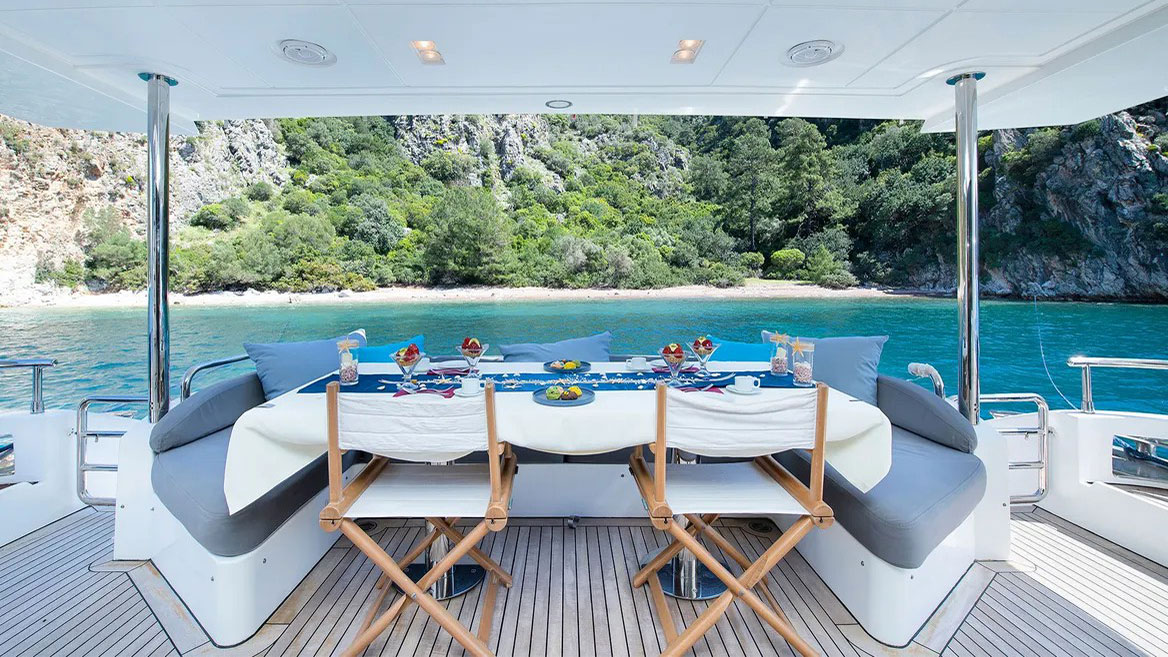 2015 Azimut 84 para fretamento (photo 20)