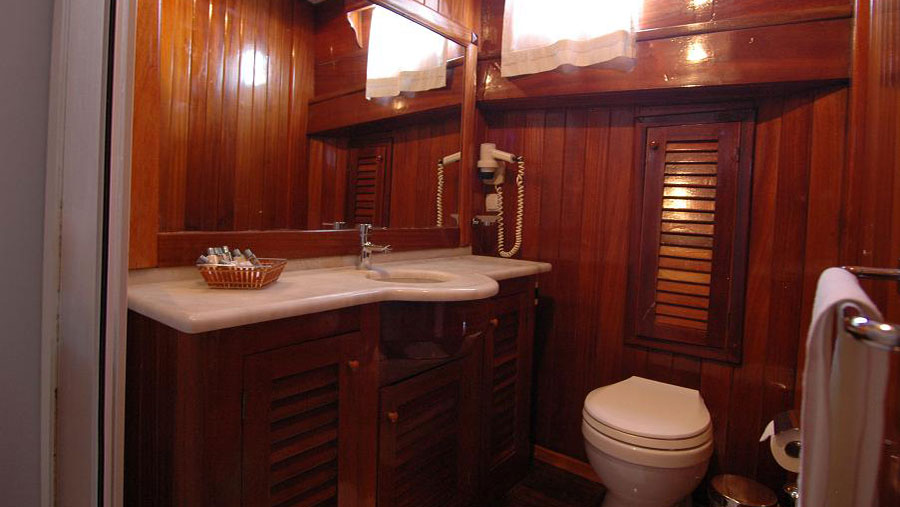2016 Custom Built Sunworld 8 zu chartern (photo 4)