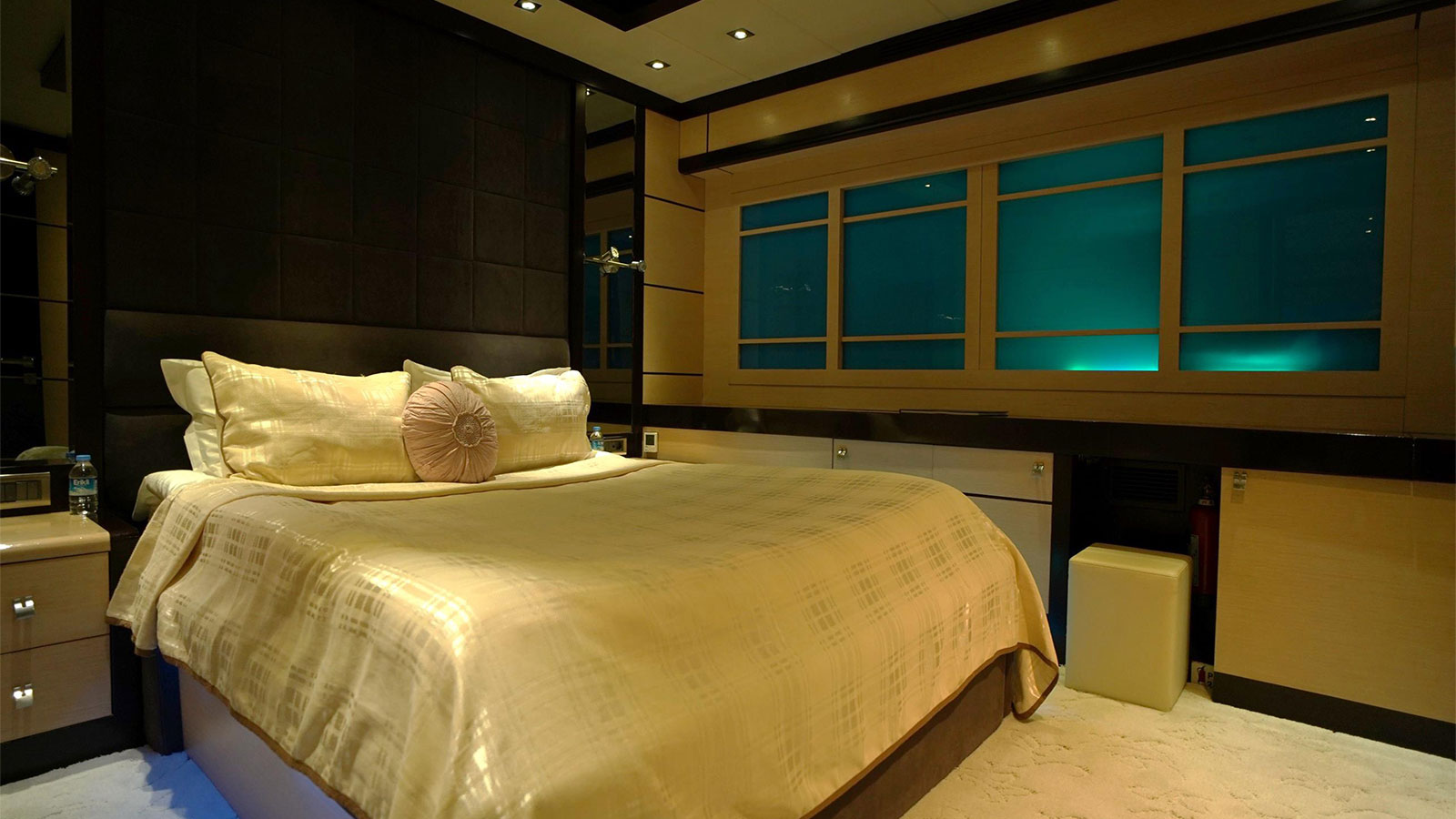 2010 Saba Yacht Perla Del Mare te huur (photo 7)