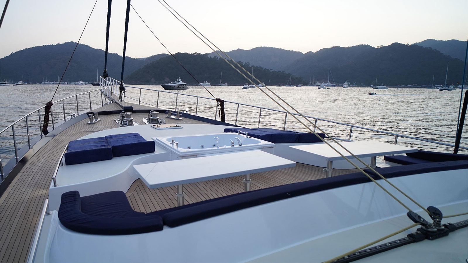2010 Saba Yacht Perla Del Mare te huur (photo 14)