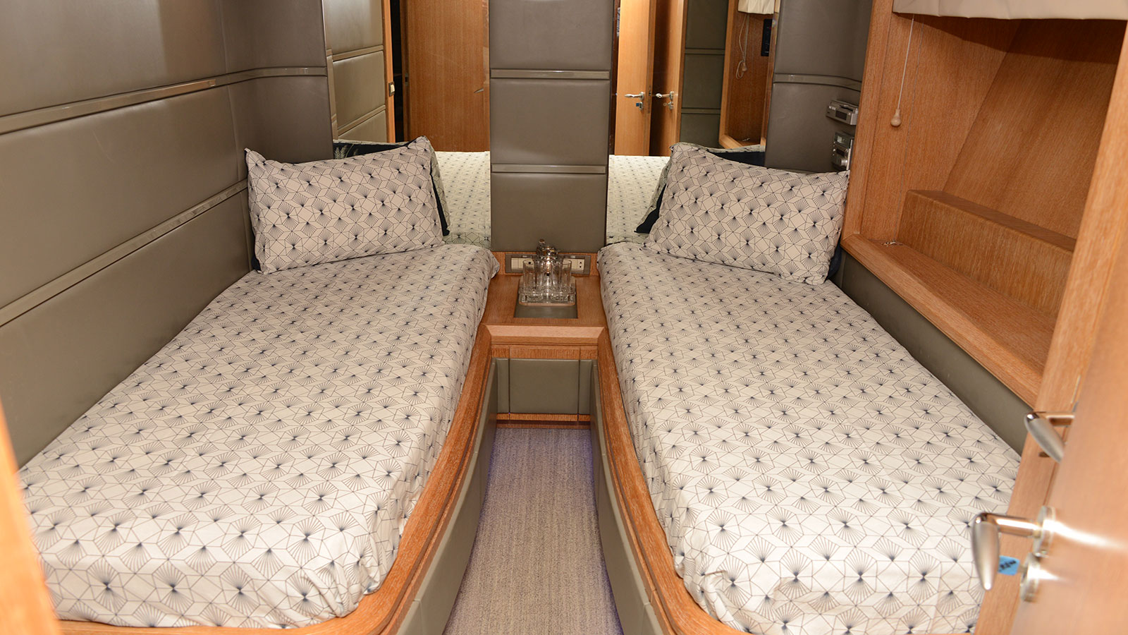 2004 Azimut 98 Leonardo zu chartern (photo 11)