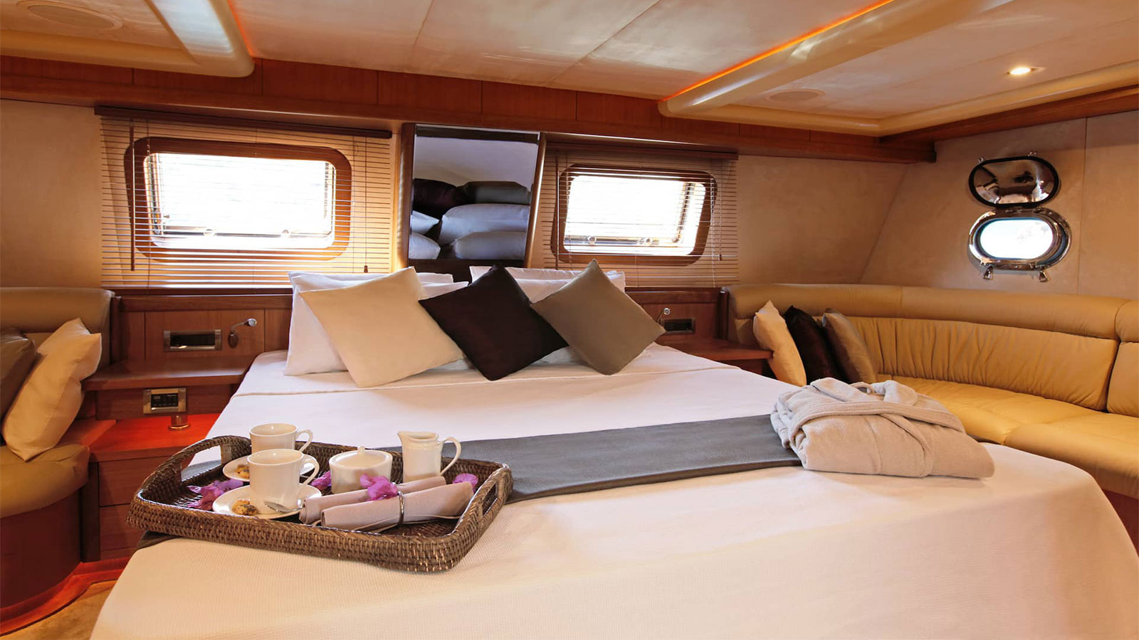 2009 Custom Built Miss B zu chartern (photo 5)