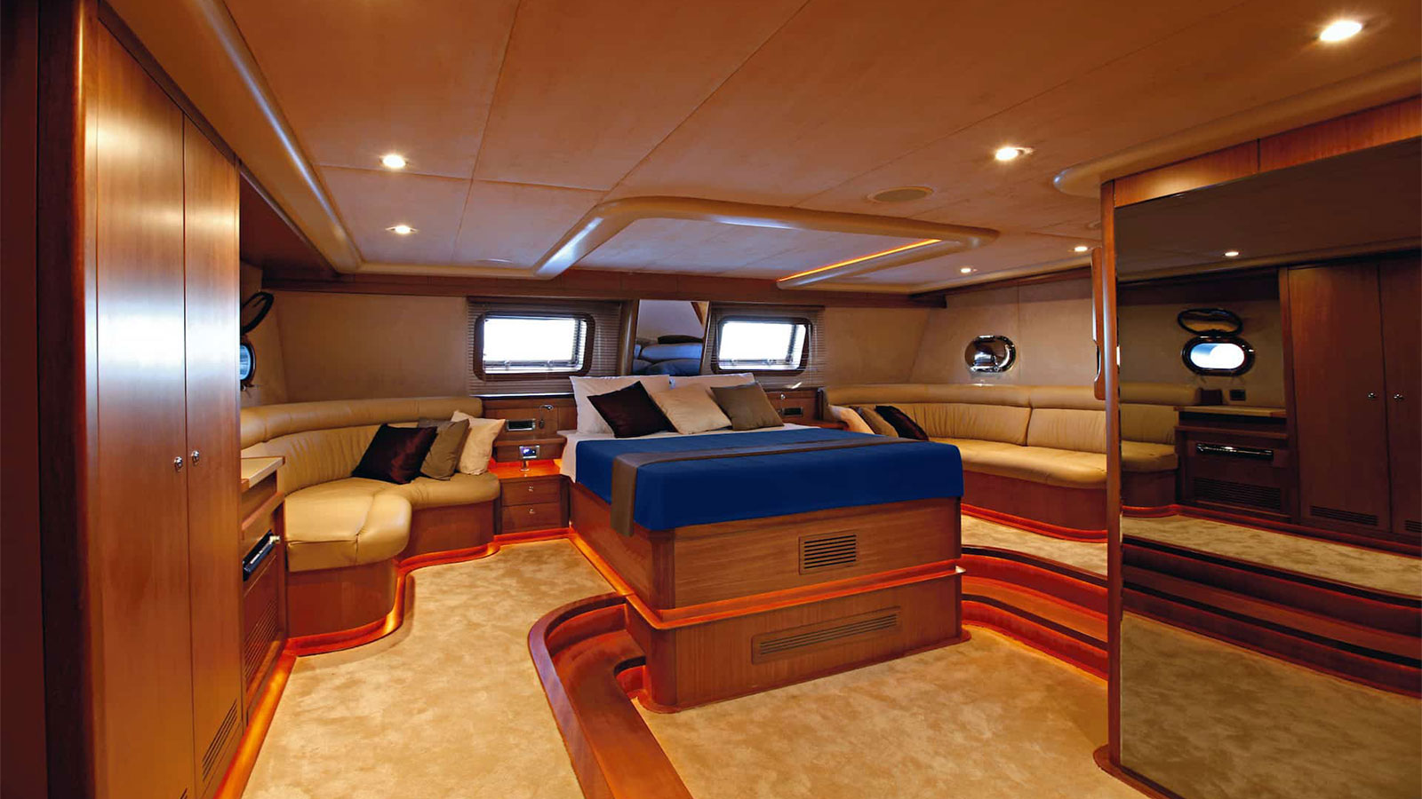 2009 Custom Built Miss B zu chartern (photo 6)