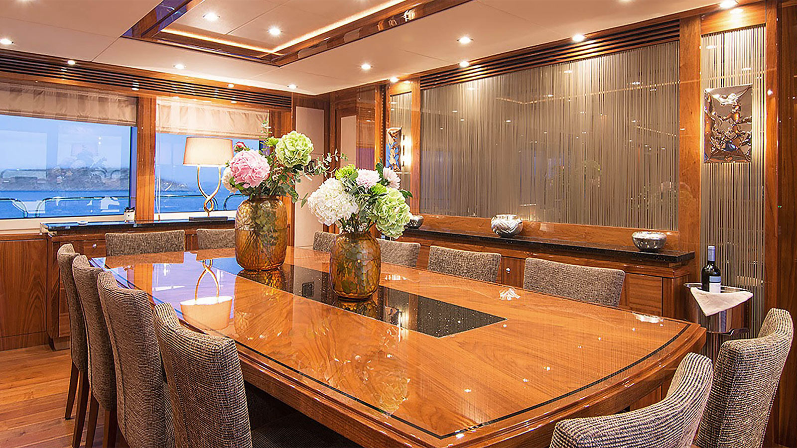 2012 Sunseeker Pathos for charter (photo 4)