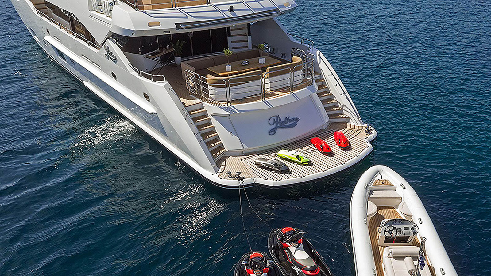 2012 Sunseeker Pathos for charter (photo 14)
