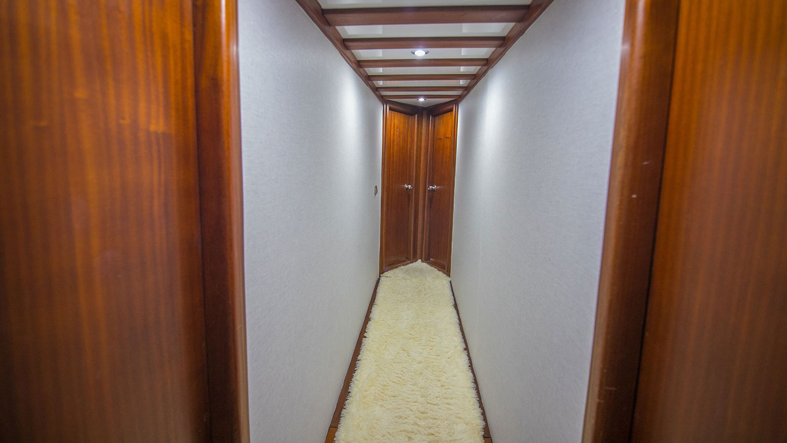 1998 Custom Built Miss Flower à louer (photo 9)