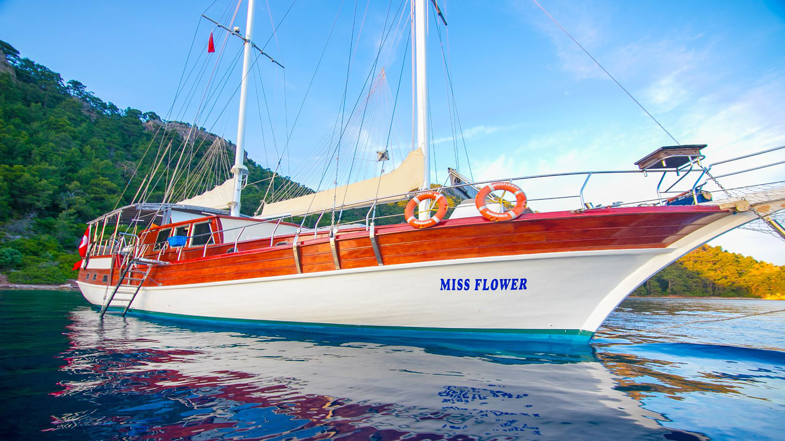 1998 Custom Built Miss Flower à louer (photo 17)