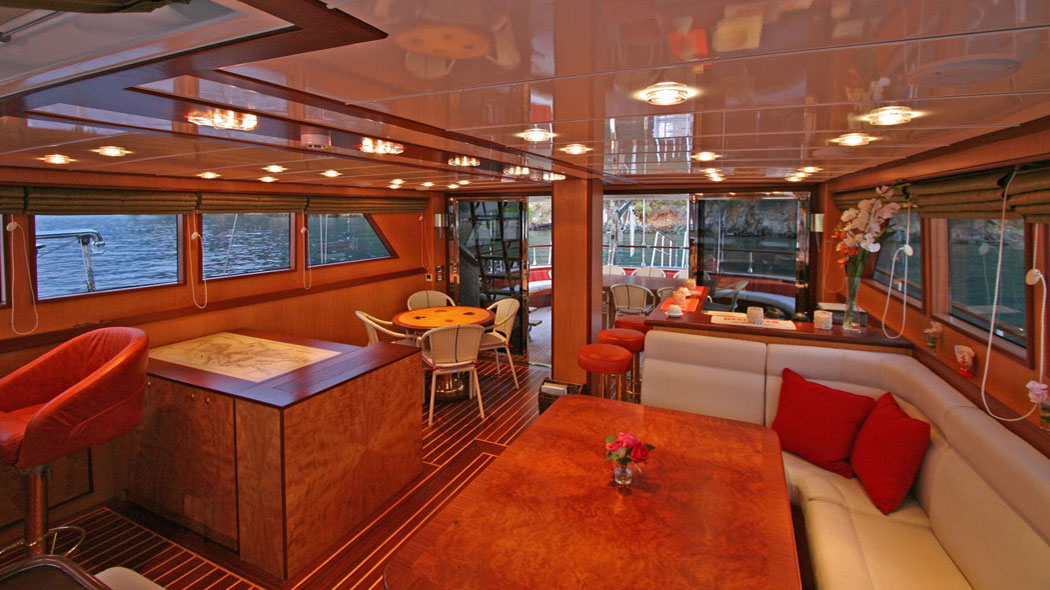2007 Mural Yachts Serenity 86 for charter (photo 3)