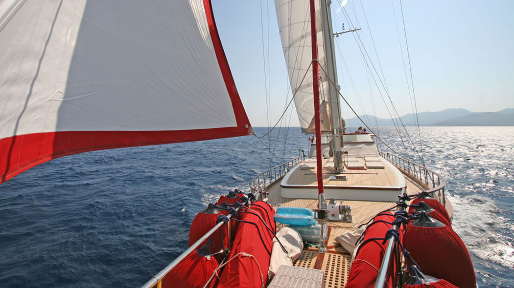 2007 Mural Yachts Serenity 86 for charter (photo 15)