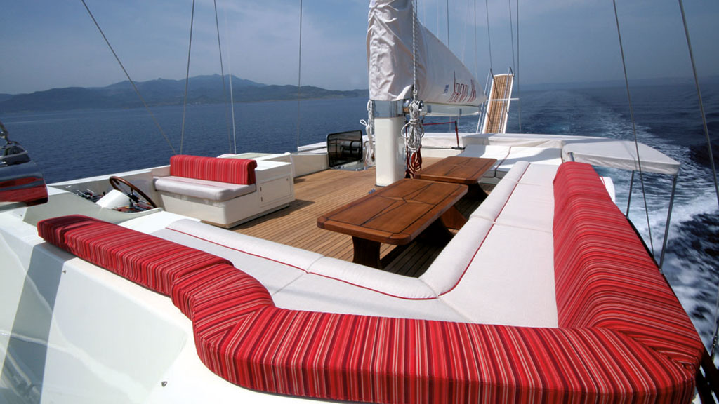 2007 Mural Yachts Serenity 86 for charter (photo 16)