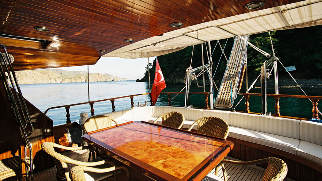 1997 Mural Shipyards Serenity 70 à louer (photo 11)