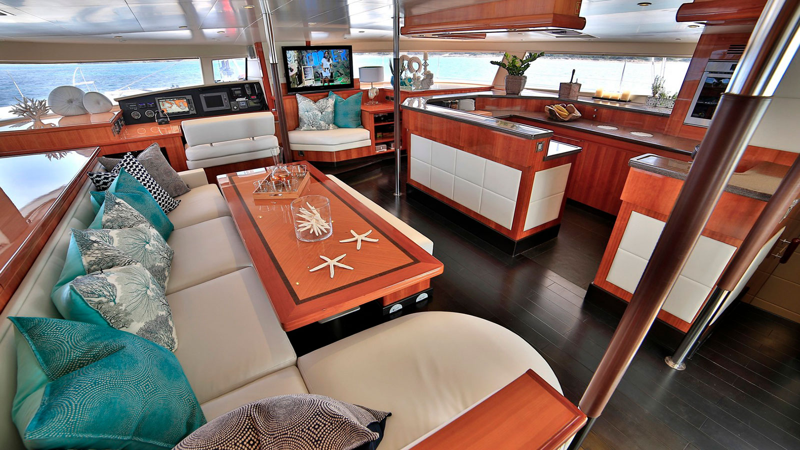 2011 Fountaine Pajot Galathea 65 zu chartern (photo 2)