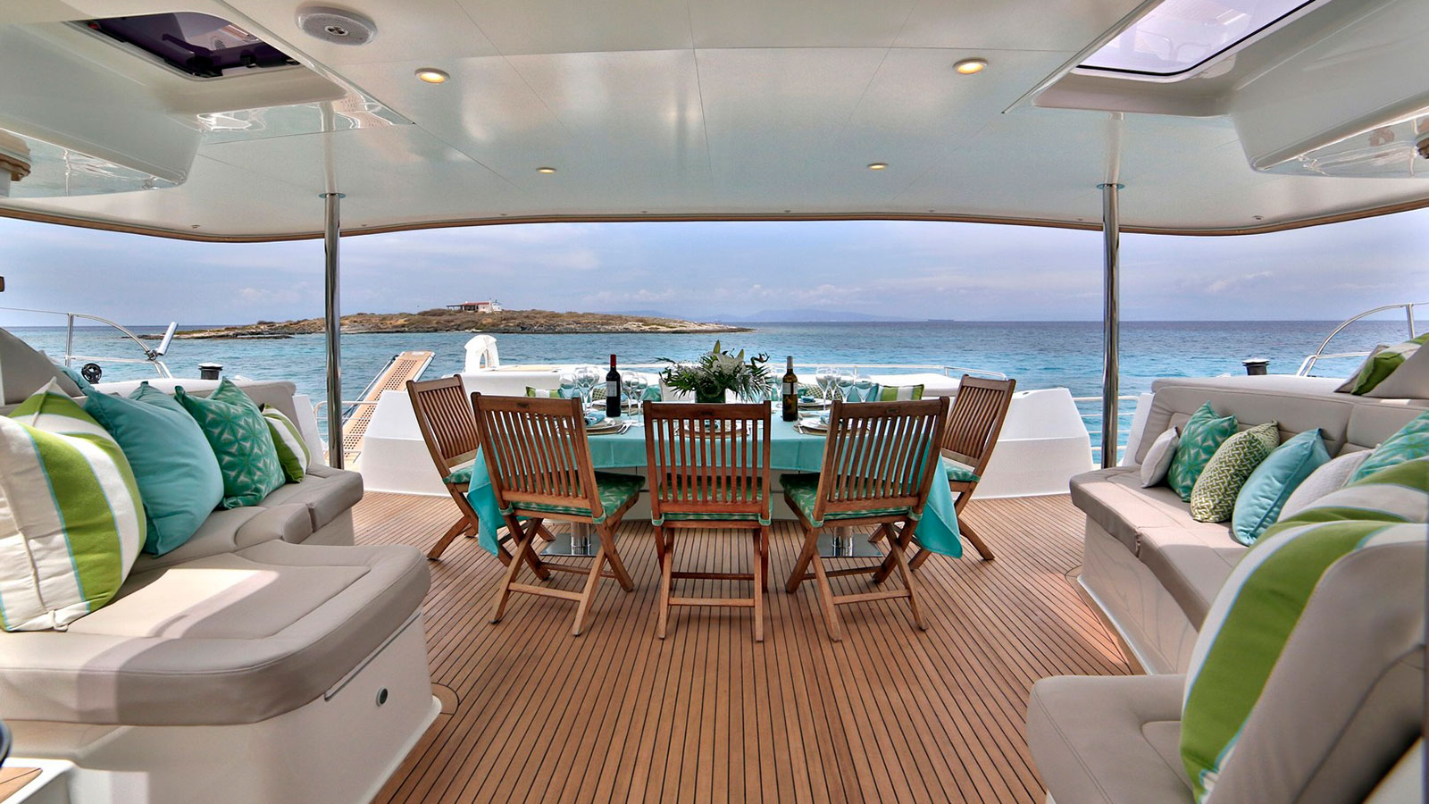 2011 Fountaine Pajot Galathea 65 zu chartern (photo 8)