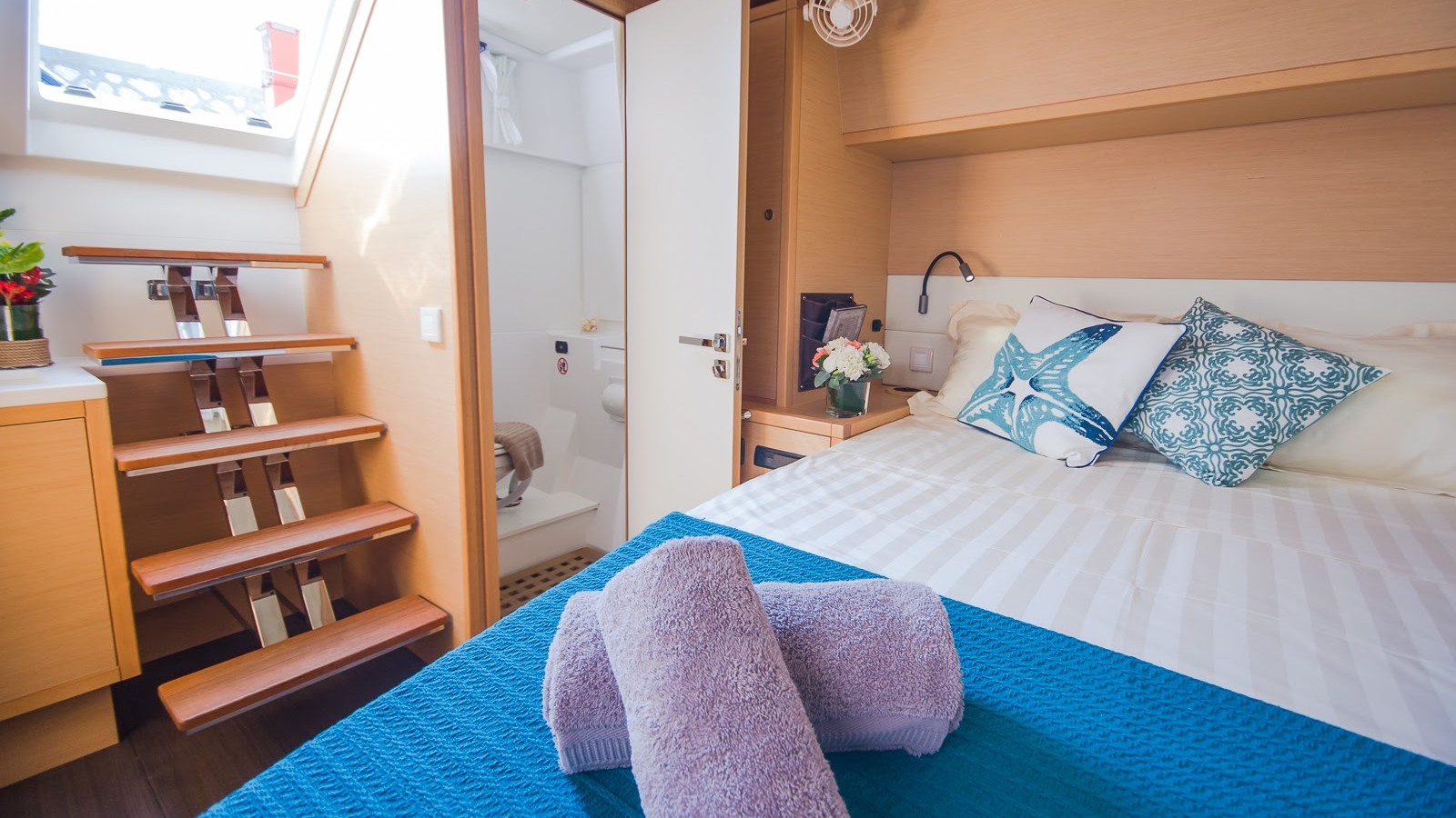 2016 Lagoon 52F for charter (photo 3)