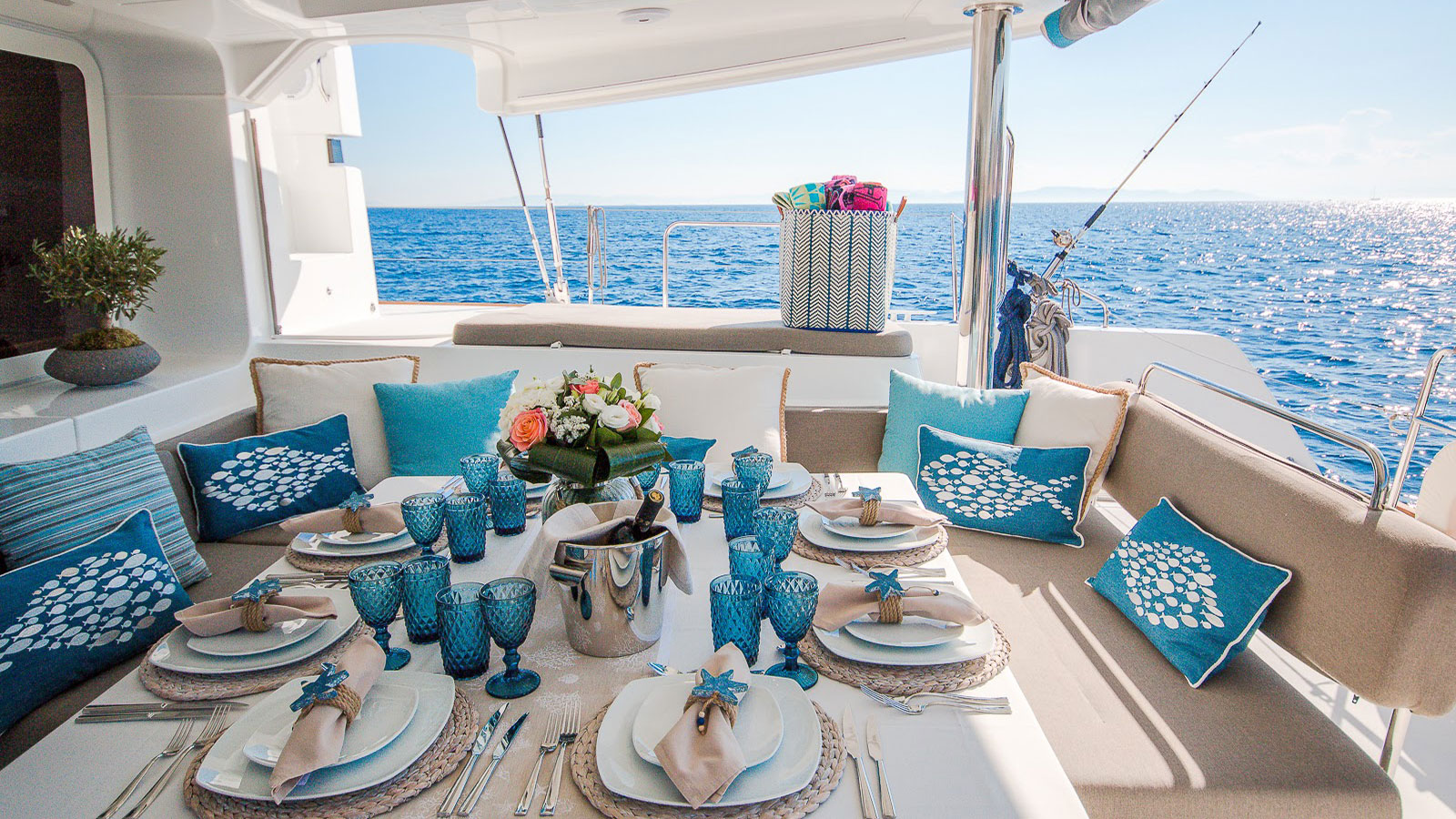 2016 Lagoon 52F for charter (photo 17)
