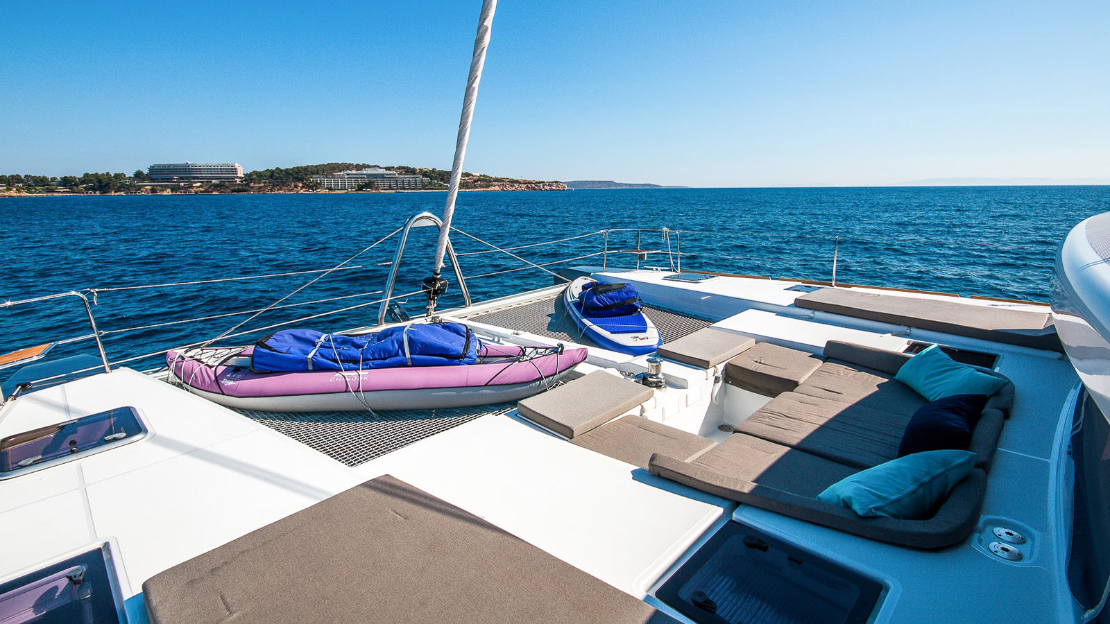 2016 Lagoon 52F for charter (photo 18)