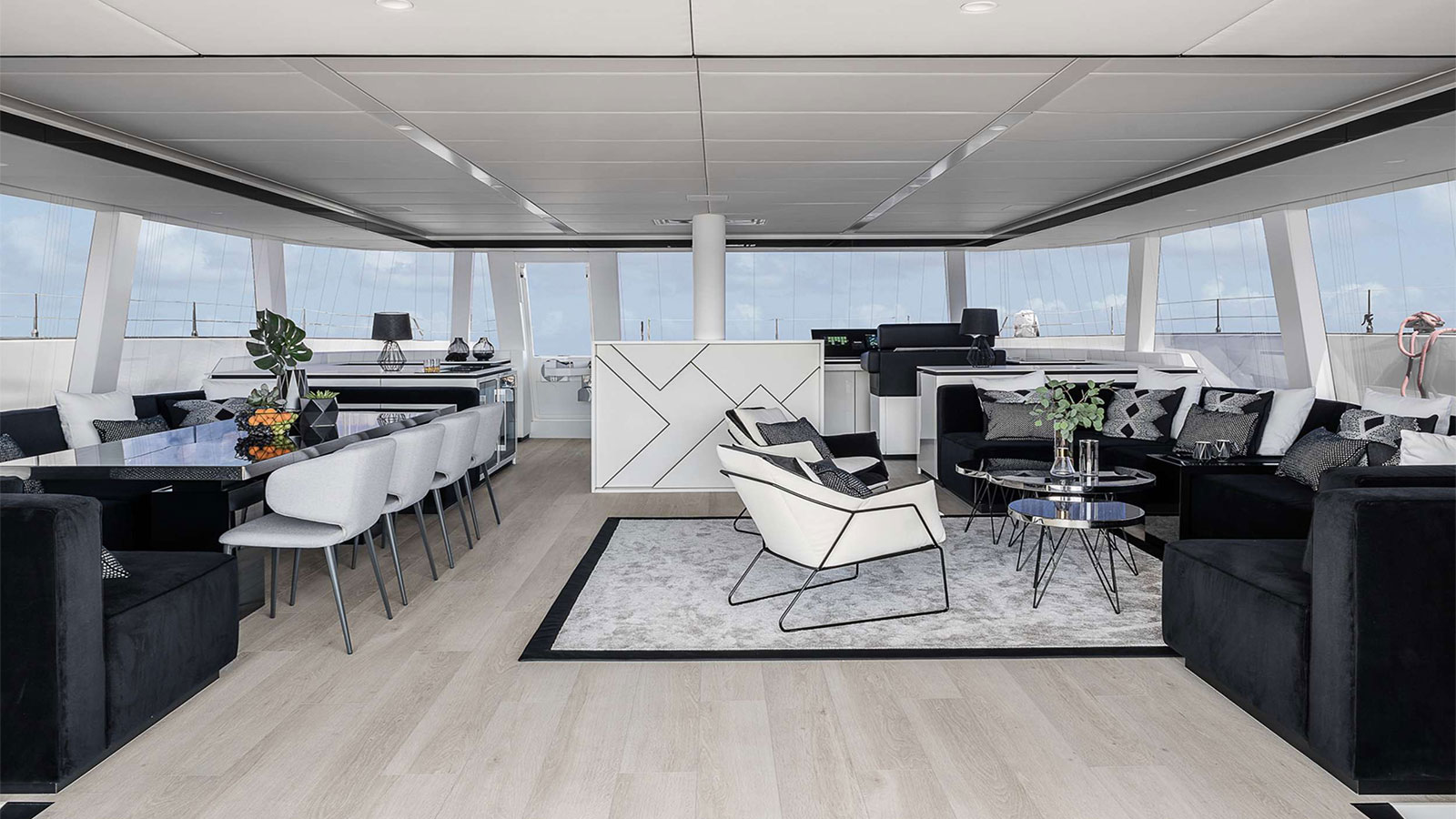 2019 Sunreef 80 te huur (photo 3)