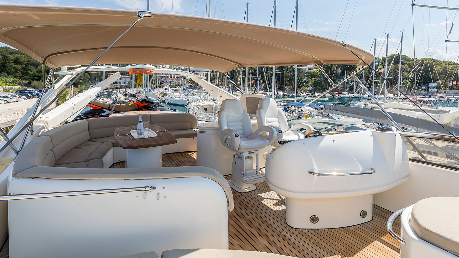2000 Sunseeker Manhattan 84 à louer (photo 14)