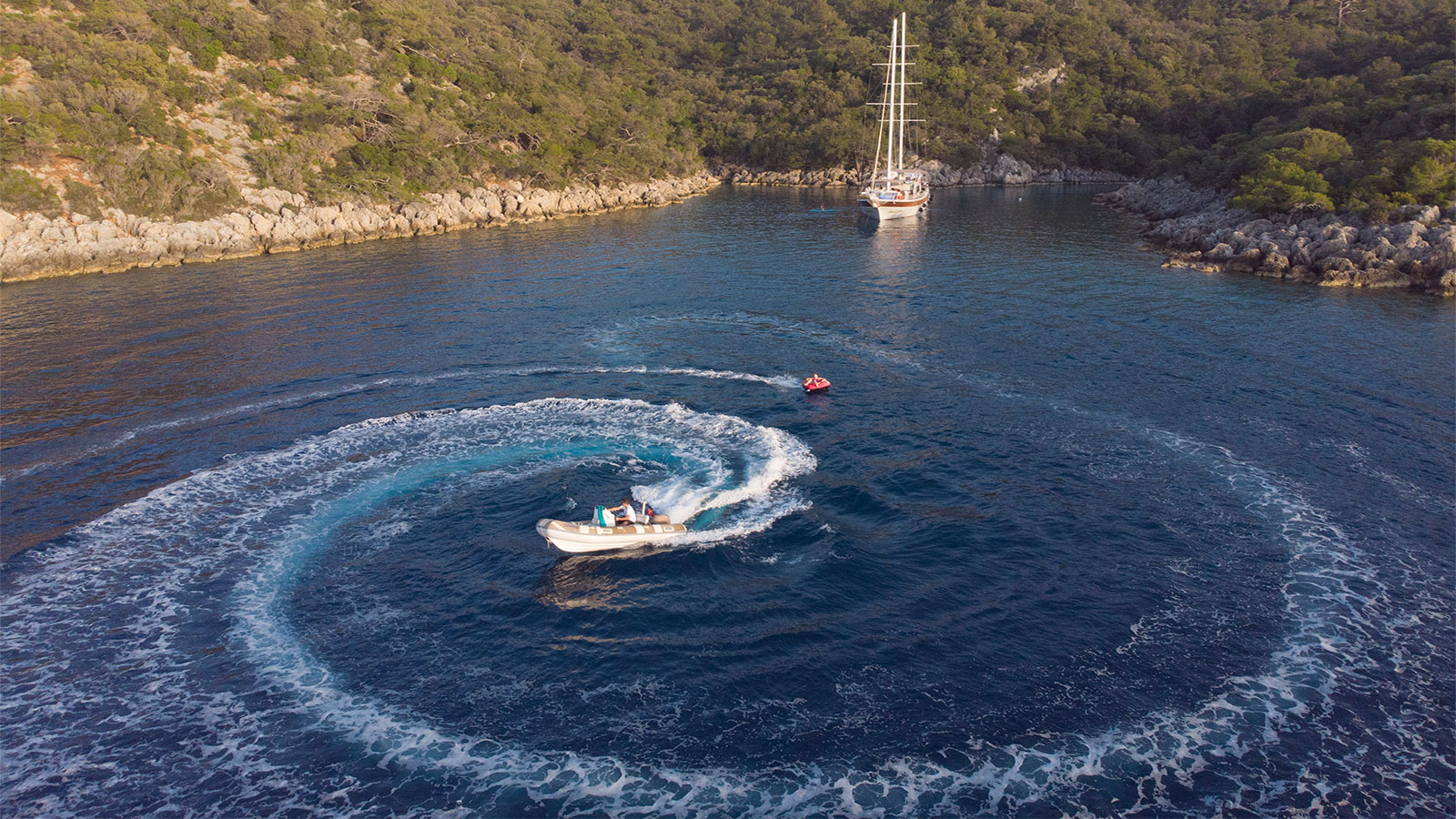 2013 Fethiye Shipyard Luce Del Mare na czarter (photo 23)