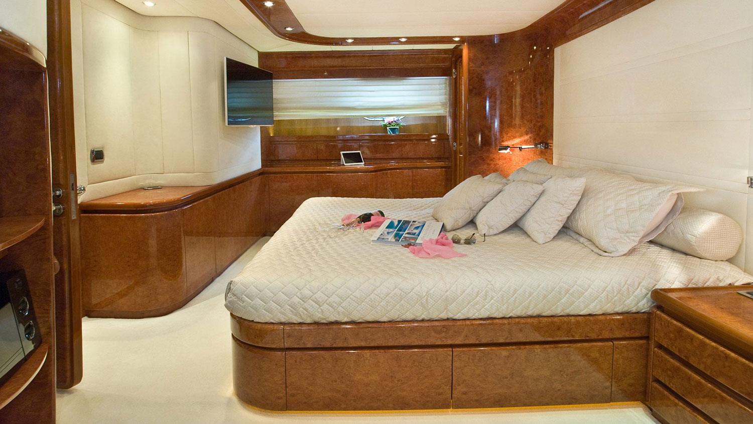 1999 Admiral Yachts Zoi a noleggio (photo 8)