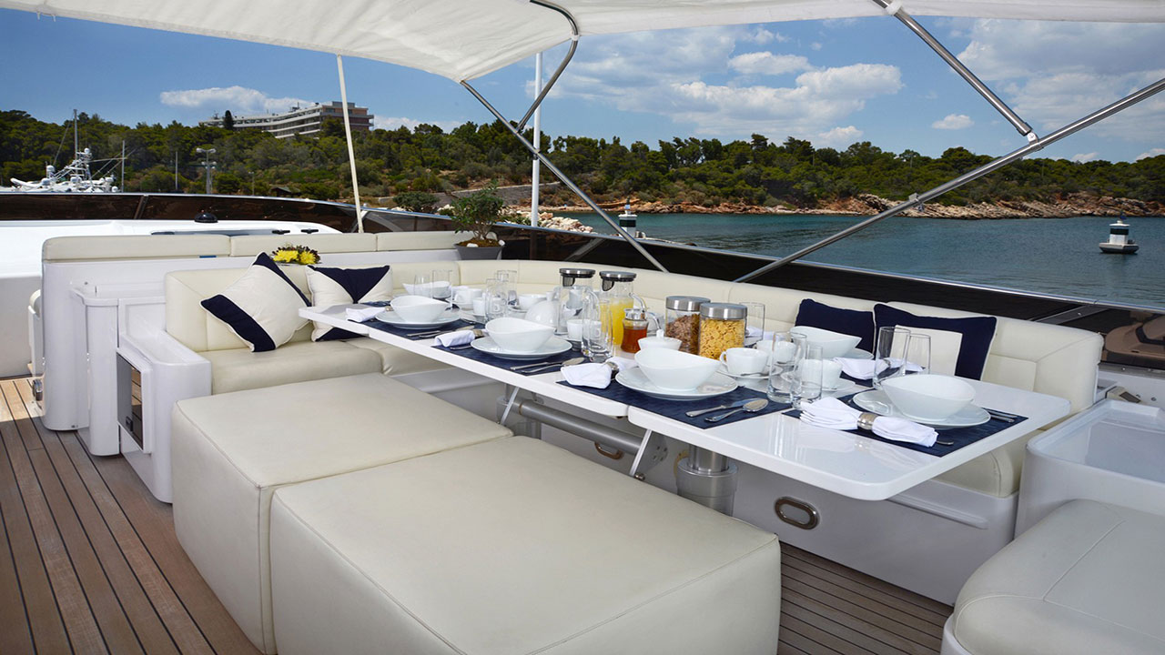 1999 Admiral Yachts Zoi a noleggio (photo 12)