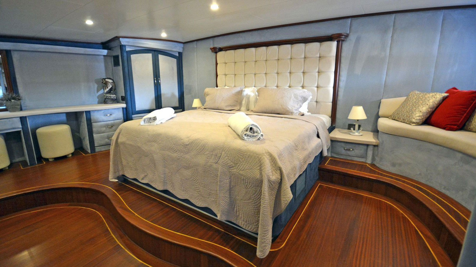 2008 Custom Bella Mare te huur (photo 6)