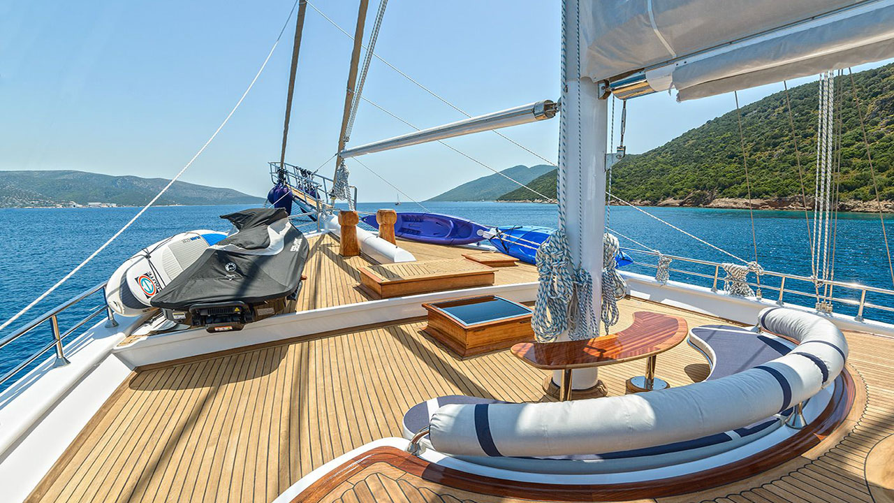 2008 Custom Bella Mare te huur (photo 12)
