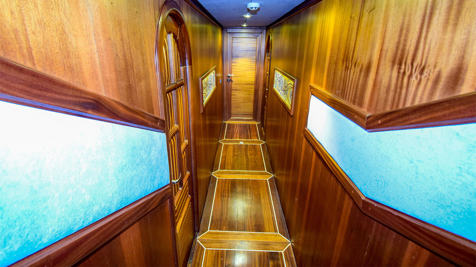2005 Custom Built Ugur na czarter (photo 16)