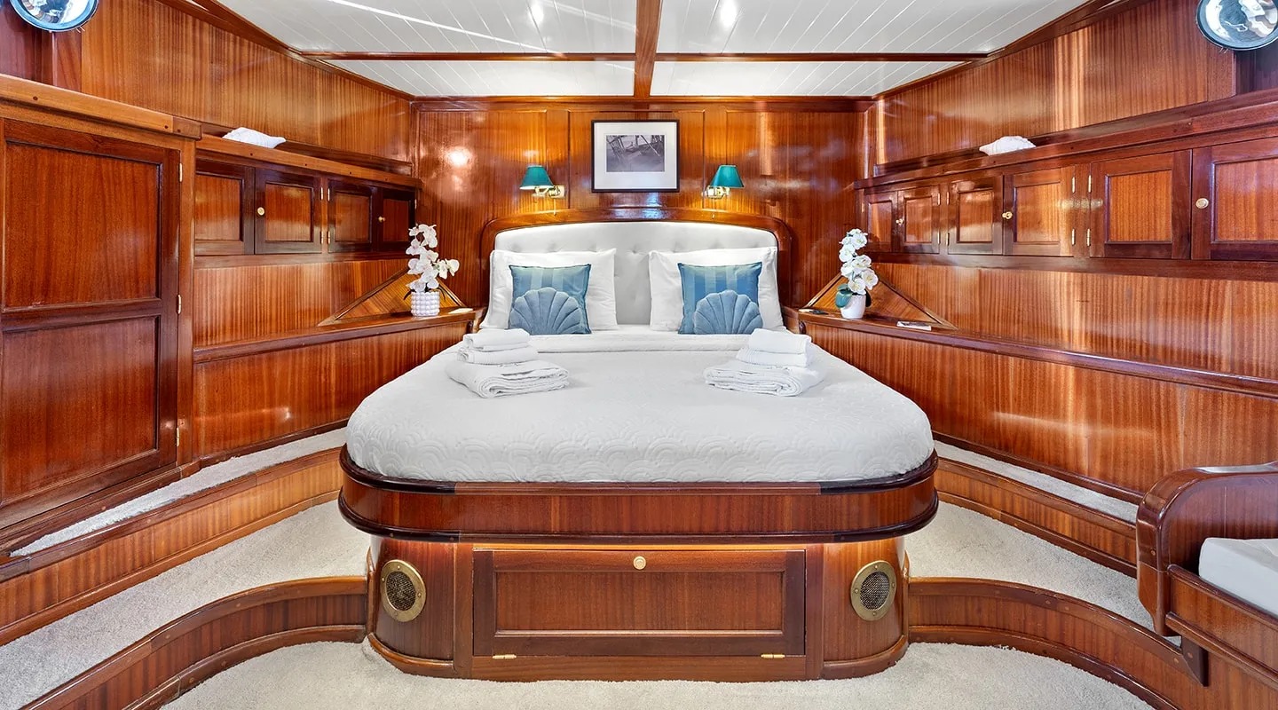 2004 Aegean Yachts Smart Sprit 1 for charter (photo 9)