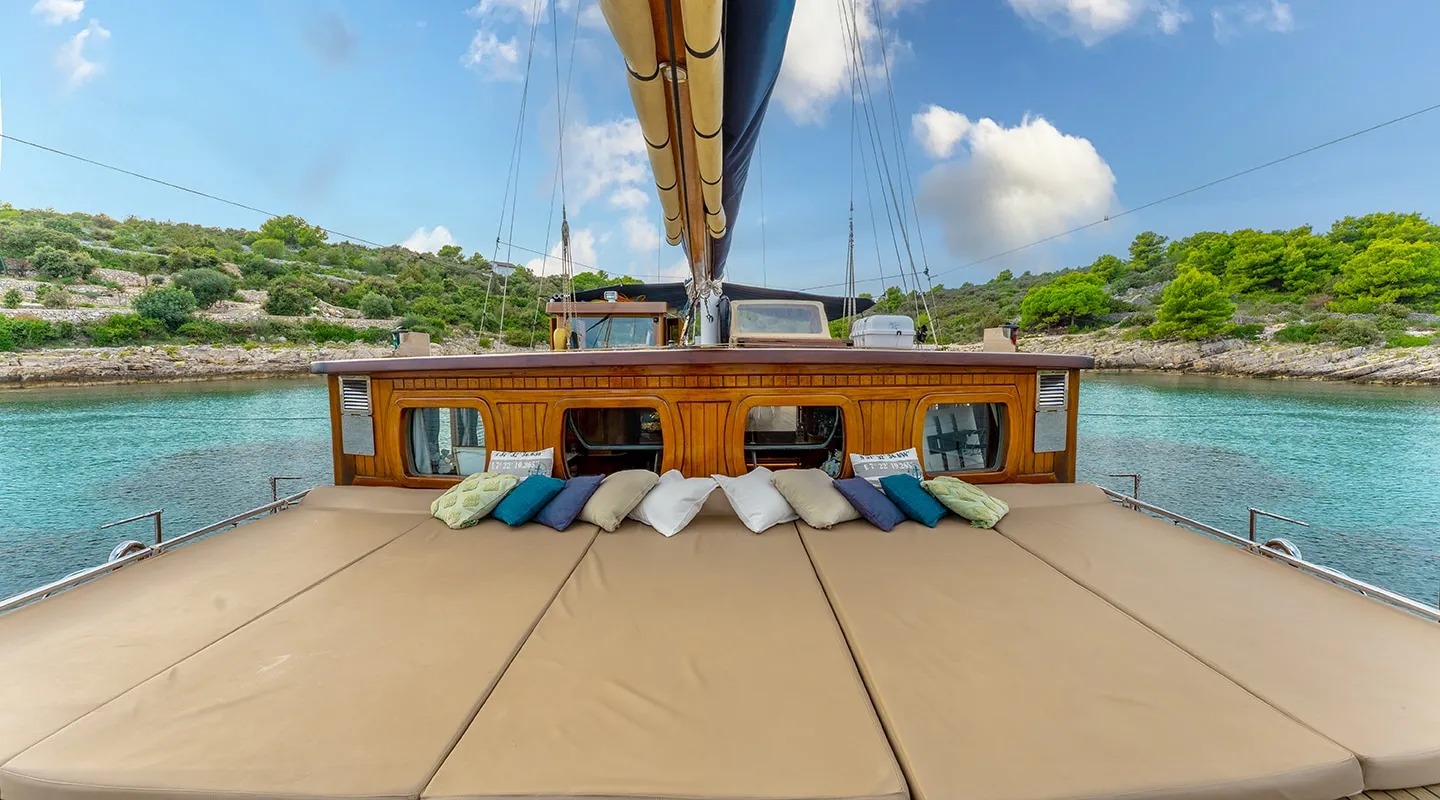 2004 Aegean Yachts Smart Sprit 1 for charter (photo 13)