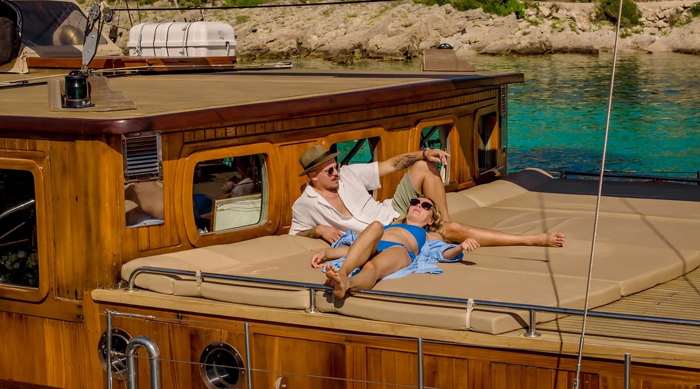 2004 Aegean Yachts Smart Sprit 1 for charter (photo 16)