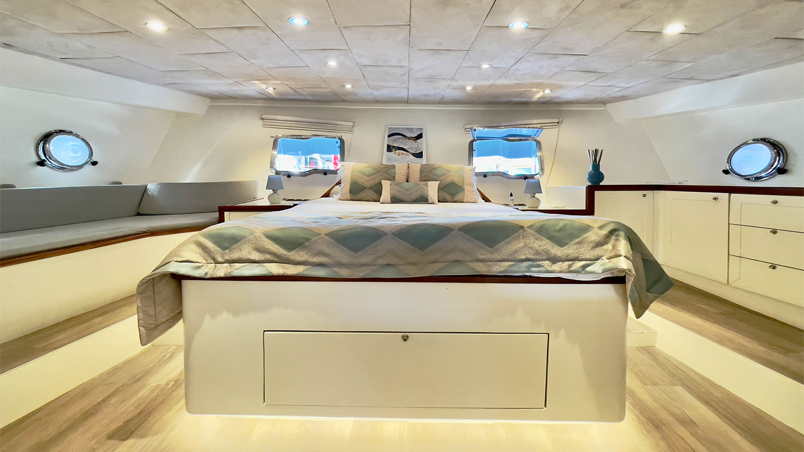 2008 Custom Built Derya Deniz for charter (photo 6)