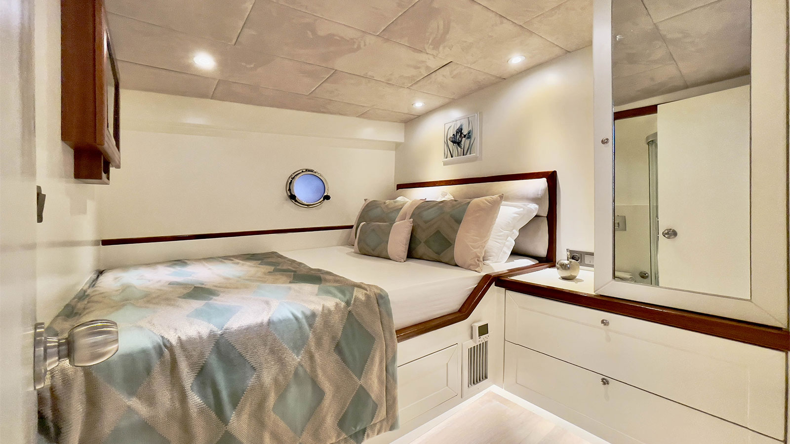 2008 Custom Built Derya Deniz for charter (photo 7)