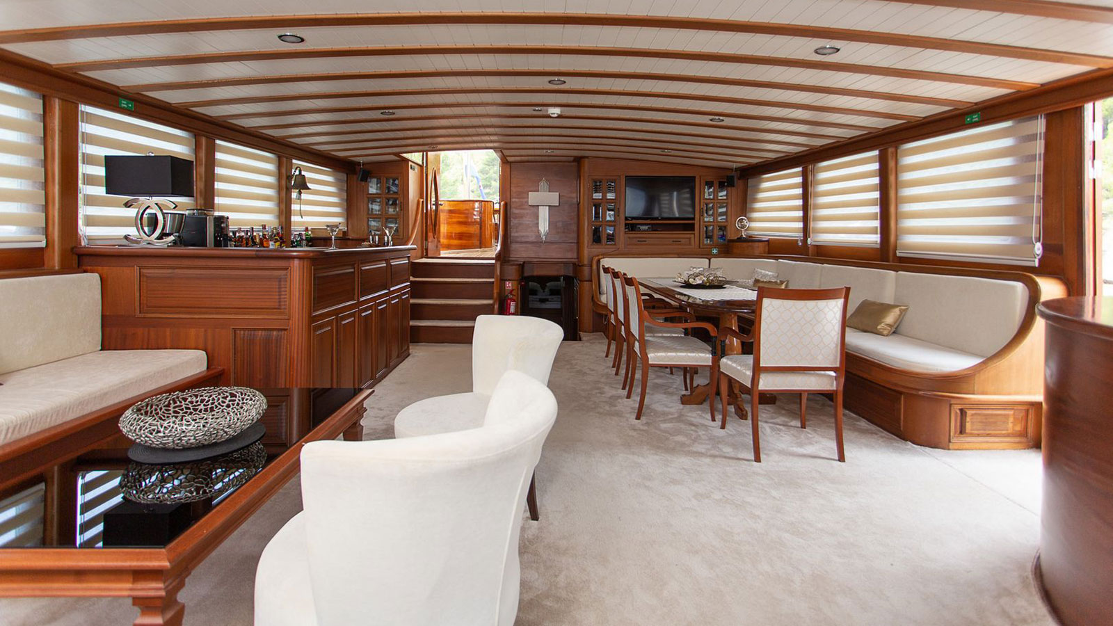 2014 Custom Built Dolce Vita zu chartern (photo 4)