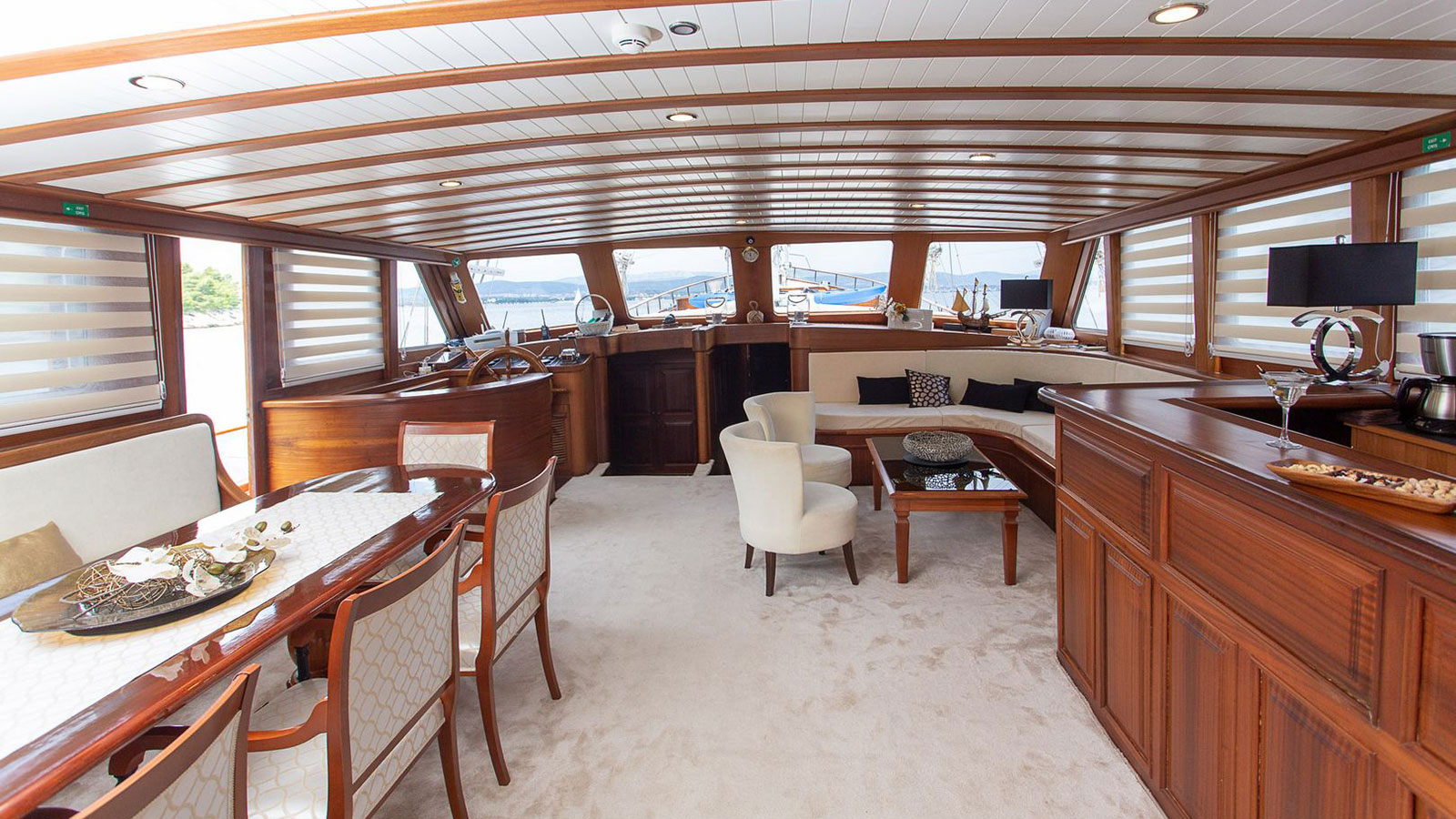 2014 Custom Built Dolce Vita zu chartern (photo 5)
