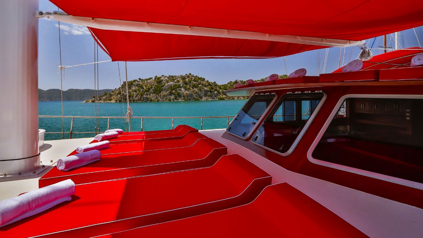 2014 Custom Built Victoria na czarter (photo 12)