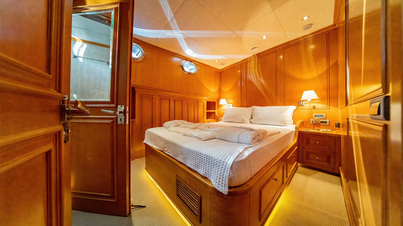 2015 Leymar Shipyard Babylon en alquiler (photo 17)