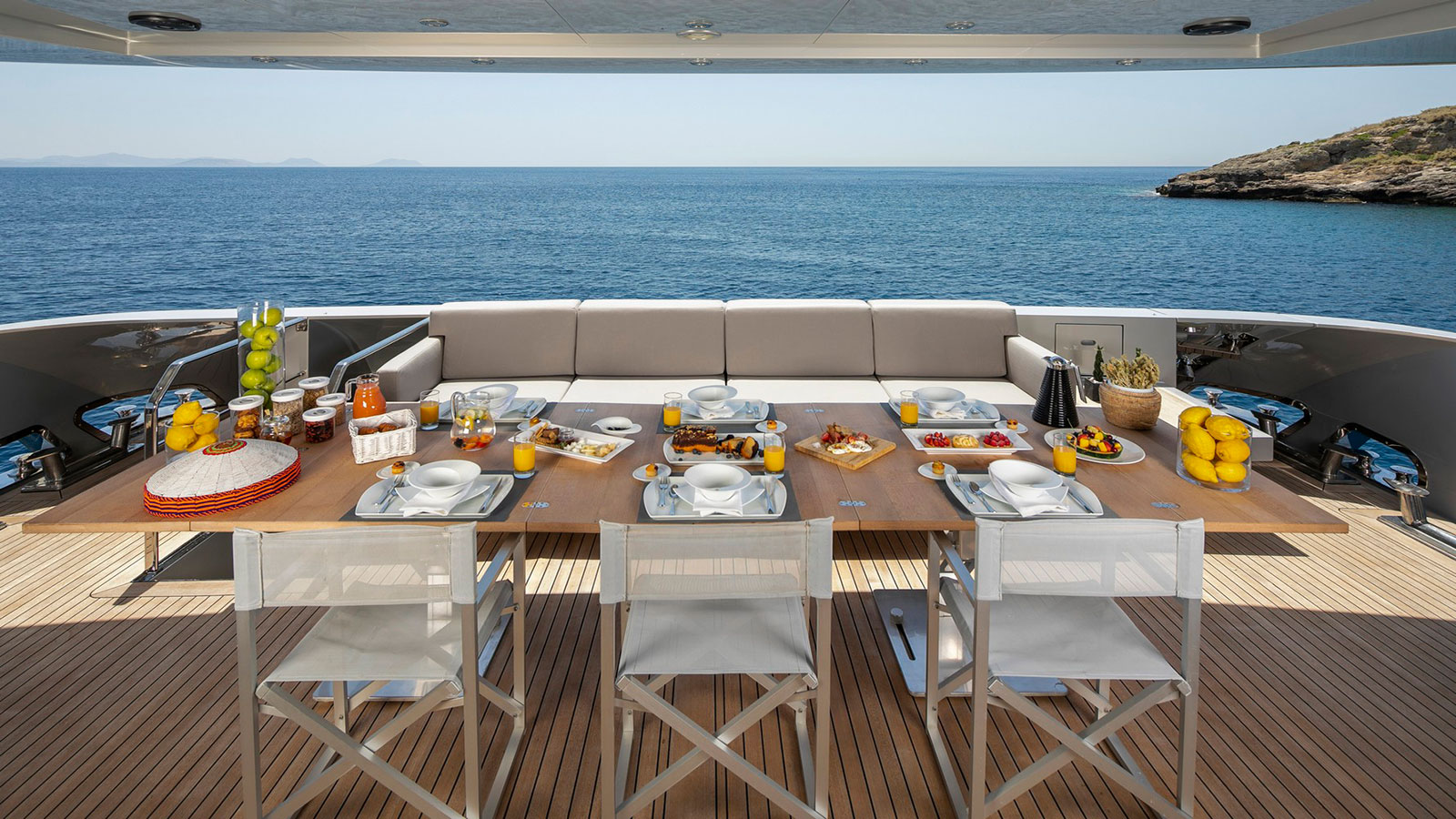 2009 Admiral Yachts Billa na czarter (photo 11)