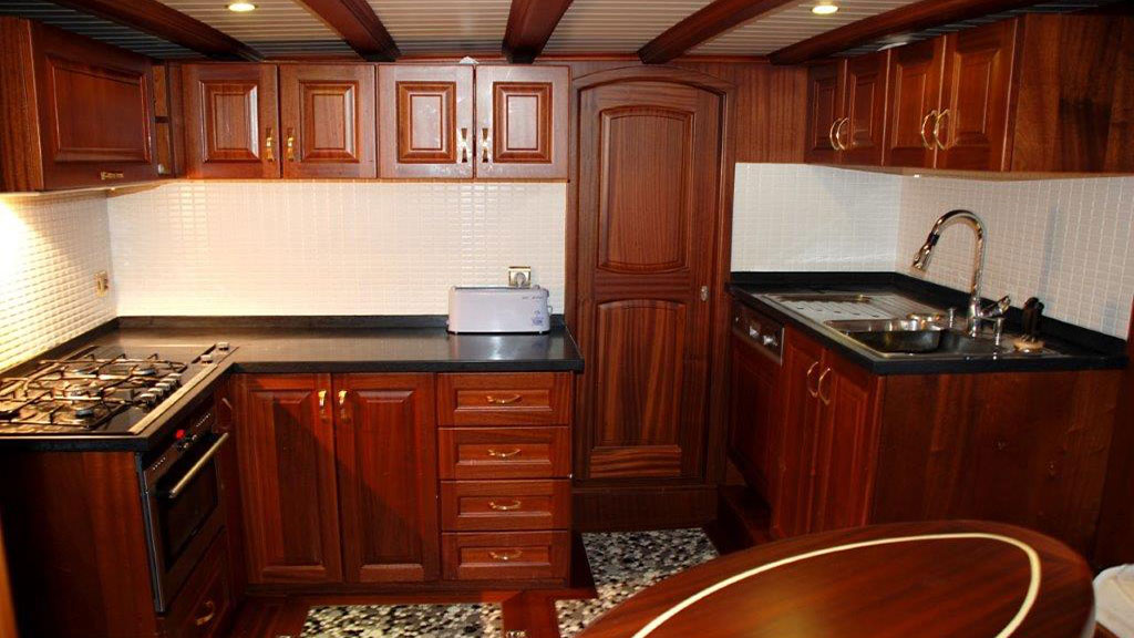2009 Custom Built Atalante en alquiler (photo 5)