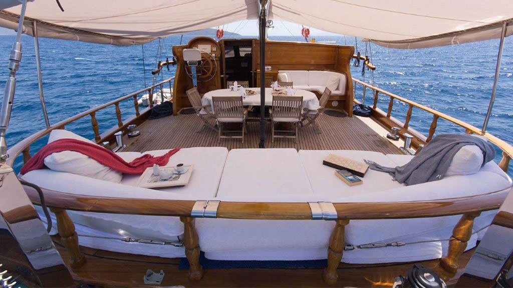 2009 Custom Built Atalante en alquiler (photo 9)