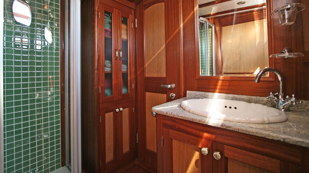 2008 Bodrum Shipyards Hayal 62 for charter (photo 14)