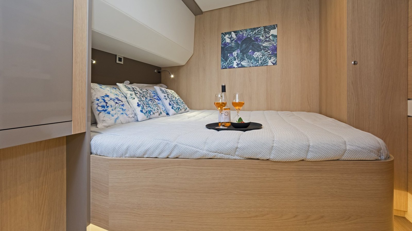 2019 Catana Bali Babalu à louer (photo 8)