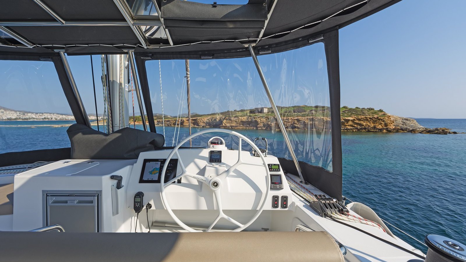 2019 Catana Bali Babalu à louer (photo 18)