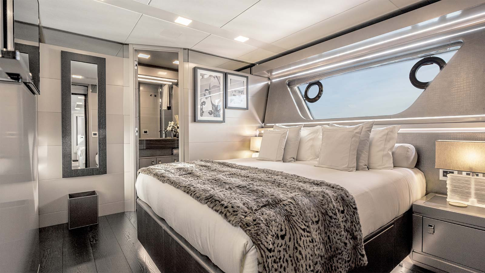 2015 Custom Line Navetta 28 na sprzedaż (photo 6)