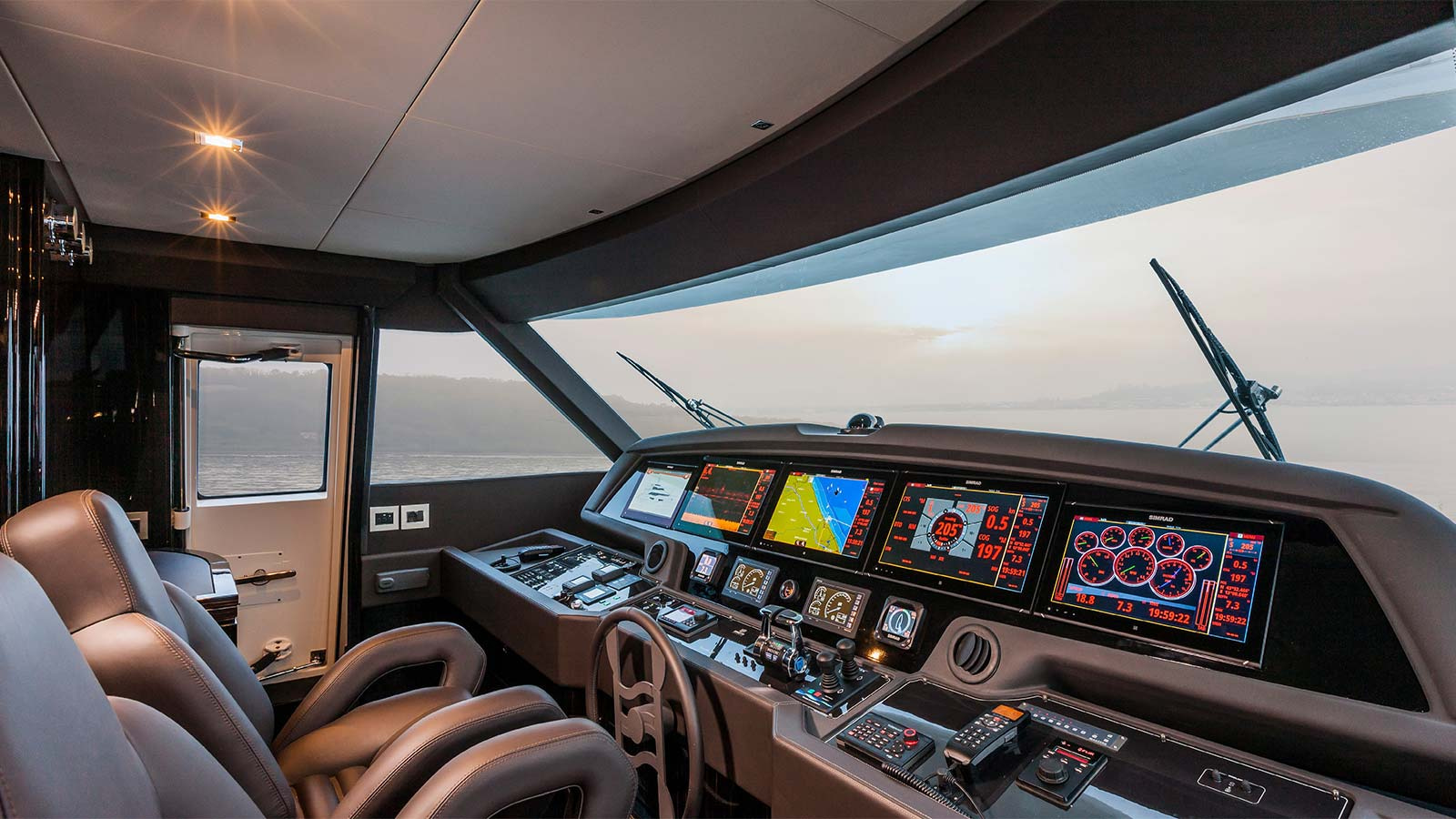 2015 Custom Line Navetta 28 na sprzedaż (photo 7)