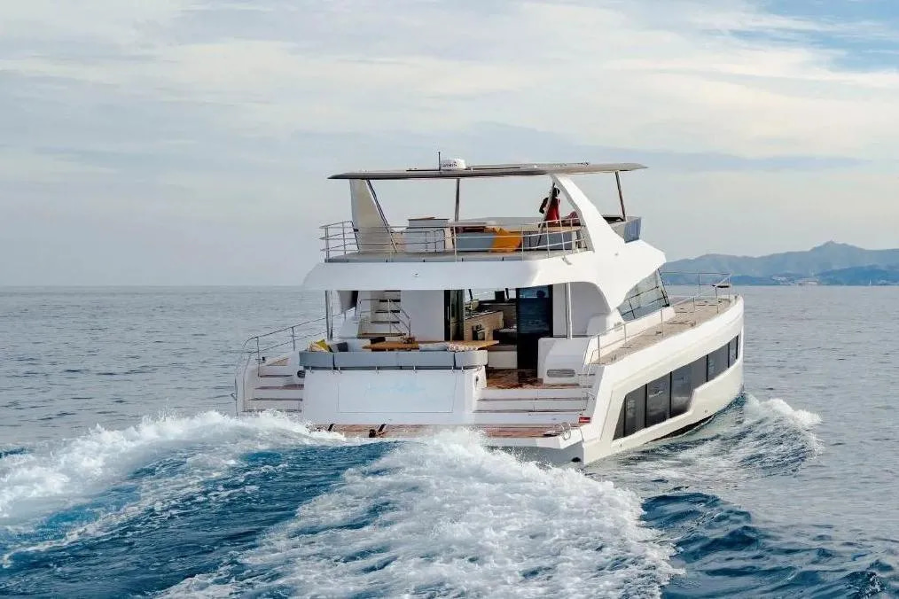 2026 Aventura 56 Motor Yacht for sale (photo 4)