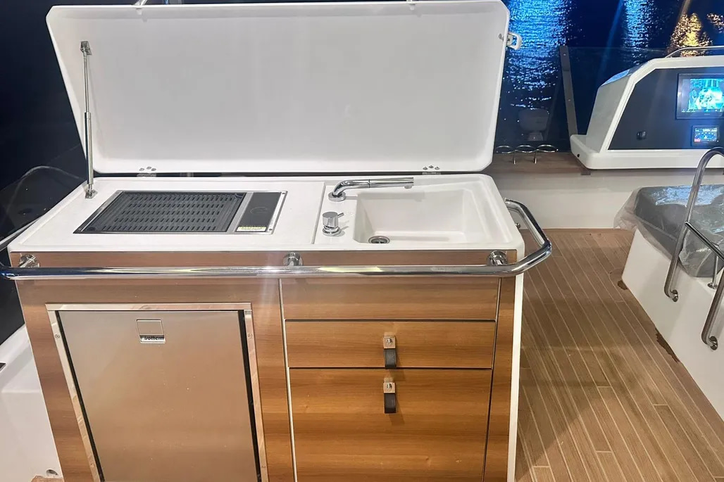 2026 Aventura 56 Motor Yacht for sale (photo 16)